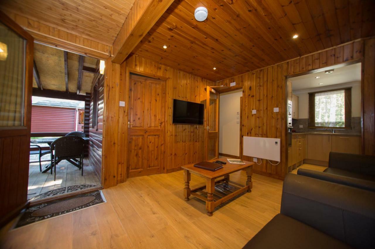 Invercauld Lodges Ballater Zewnętrze zdjęcie