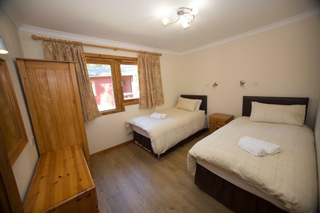 Invercauld Lodges Ballater Zewnętrze zdjęcie