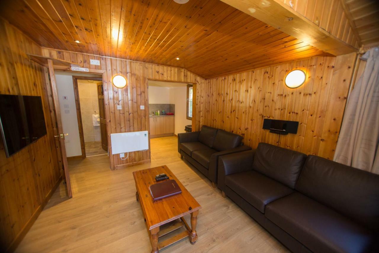 Invercauld Lodges Ballater Zewnętrze zdjęcie